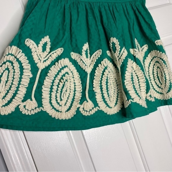 NICK & Mo Mini Skirt, Flared Style - Embroidered Cream Details size - Picture 3 of 7